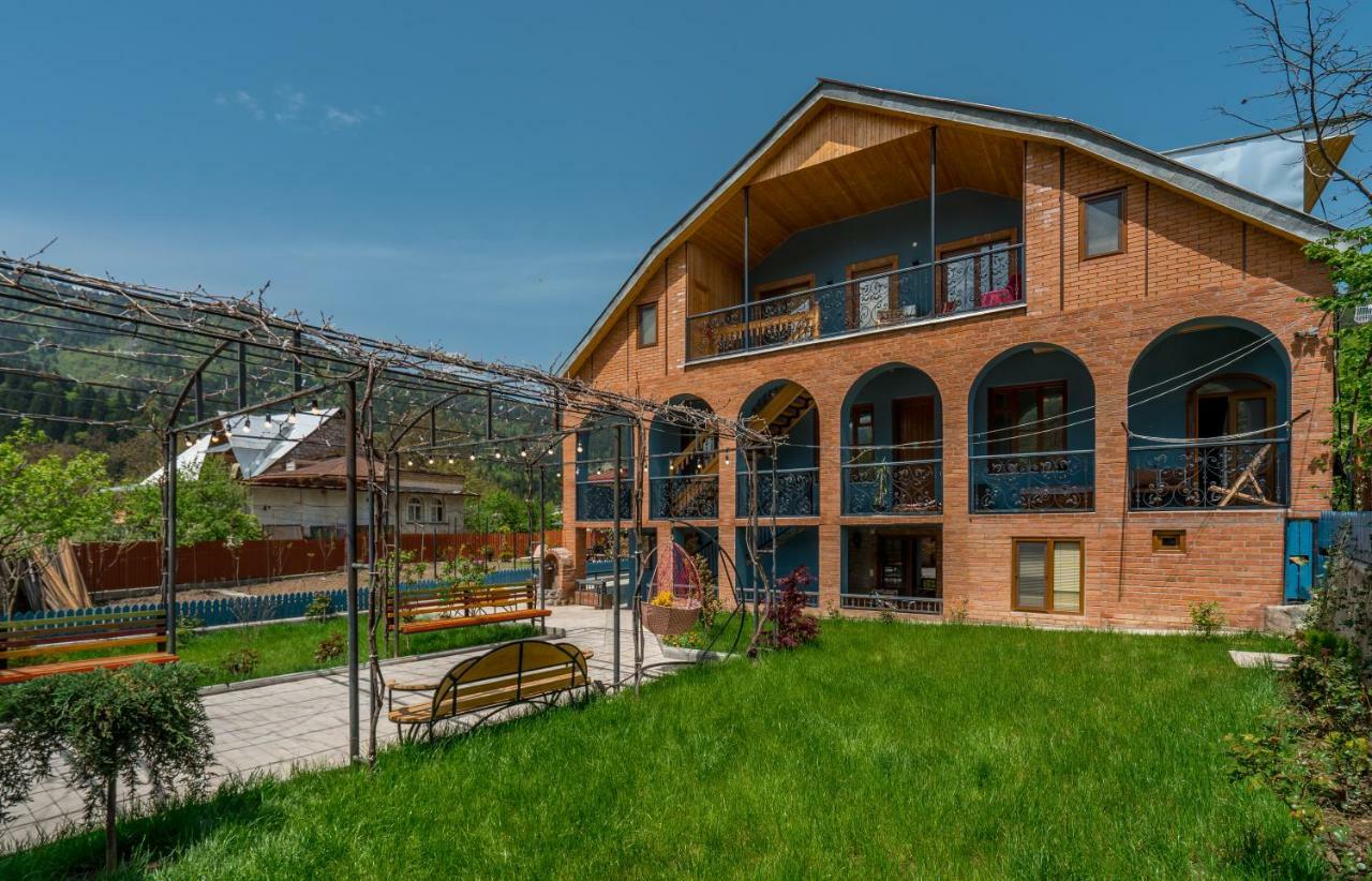 Hotel Rivendell Bordžomi Exteriér fotografie