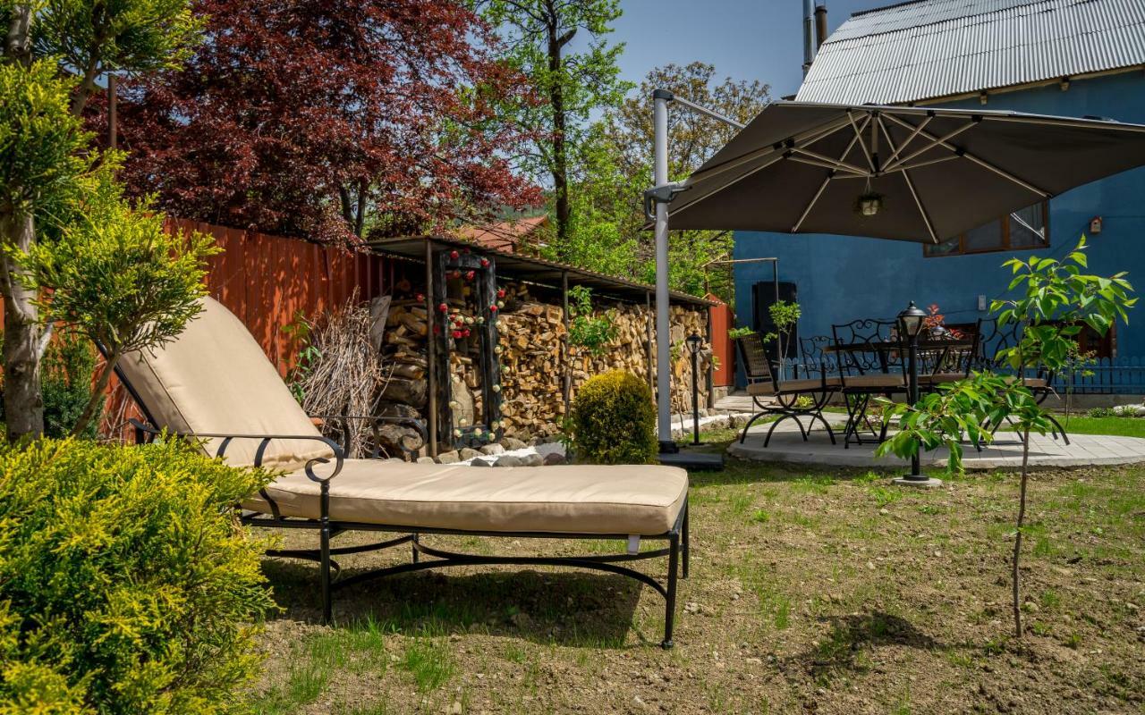 Hotel Rivendell Bordžomi Exteriér fotografie